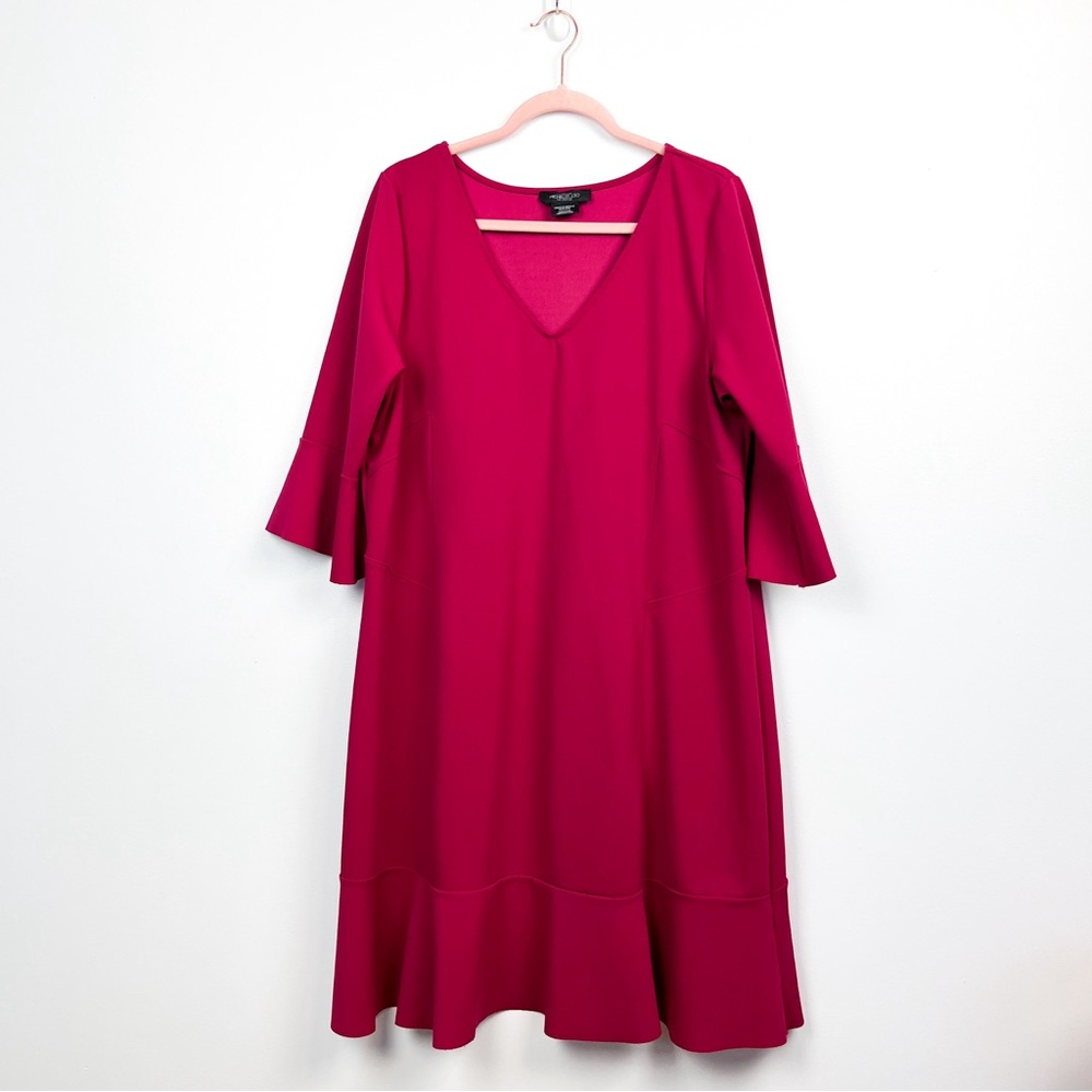 Elegant Pink V-Neck Dress
